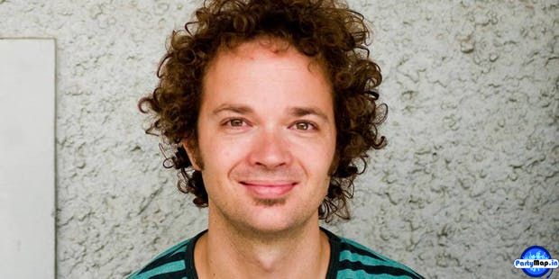 Photo of Toby Puttock at a show