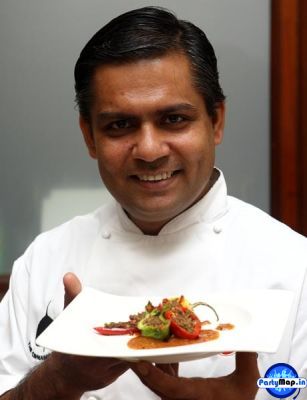 Photo of Vivek Singh at a concert