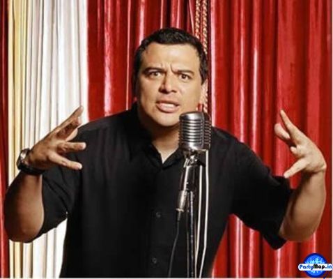 Photo of Carlos Mencia at an appearance