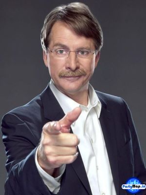 Photo of Jeff Foxworthy at a concert