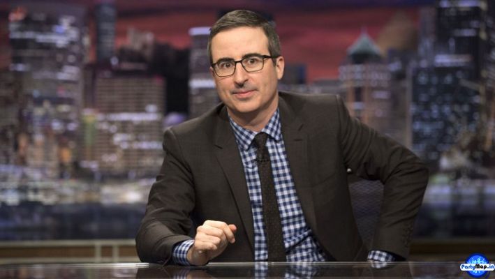 Photo of John Oliver at a show