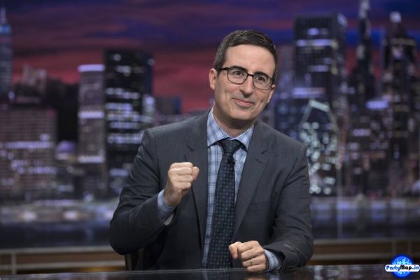 Photo of John Oliver at an appearance