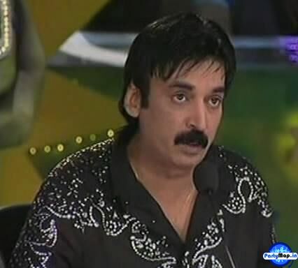 Photo of Shakeel Siddiqui at a concert