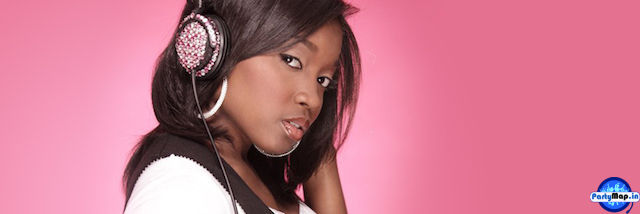 Photo of Diamond Kuts at an appearance