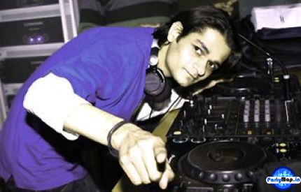 Official profile picture of DJ Ravish