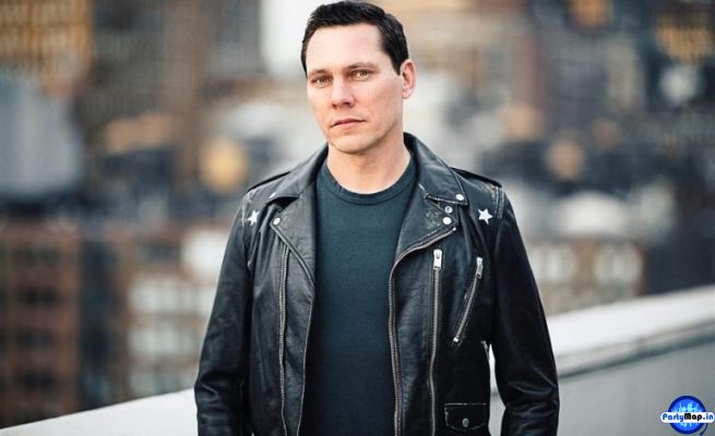 Photo of Tiesto at a concert