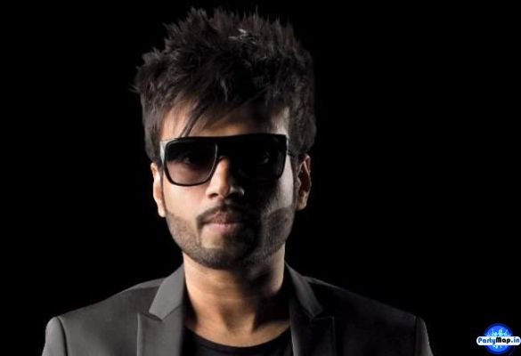 Photo of DJ Shadow Dubai at an appearance