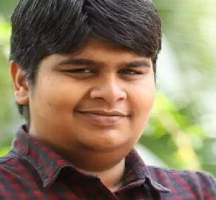 Official profile picture of Karthik Subbaraj