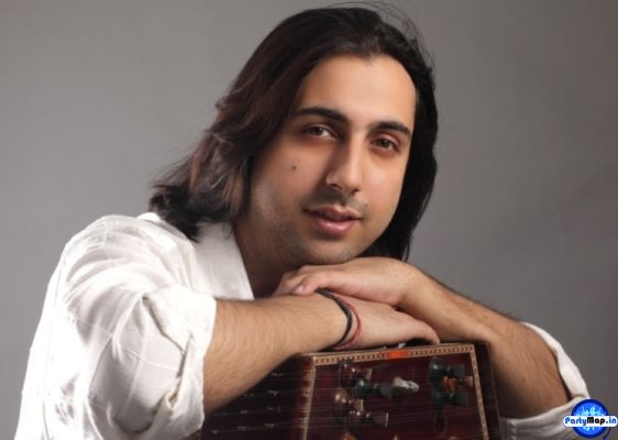 Photo of Abhay Rustum Sopori at a concert