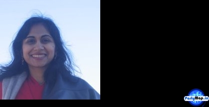 Photo of Sonya Arora at a concert