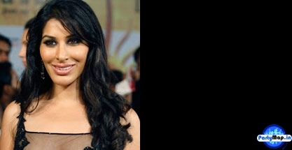 Photo of Sophie Choudhary at a concert