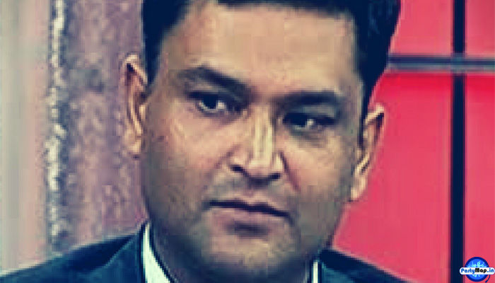 Photo of Major Gaurav Arya at a show