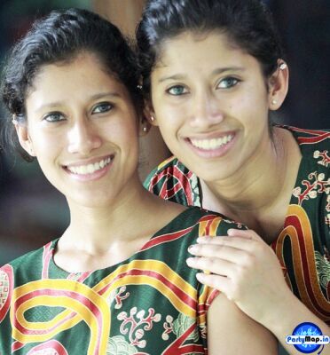 Photo of Tashi Malik at a concert