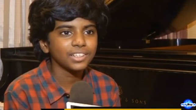 Photo of Lydian Nadhaswaram at a show