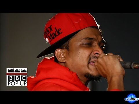 Photo of Divine at a show