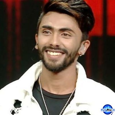 Photo of M-Zee Bella at an appearance