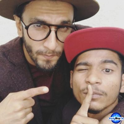 Photo of MC Altaf at a show