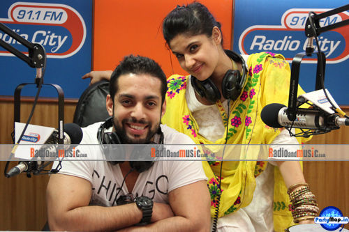 Photo of RJ Archana Pania at an appearance