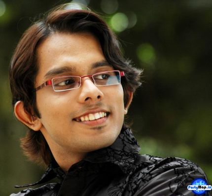 Official profile picture of Anand Narayan