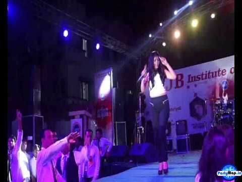 Photo of Ankita Mishra at a concert