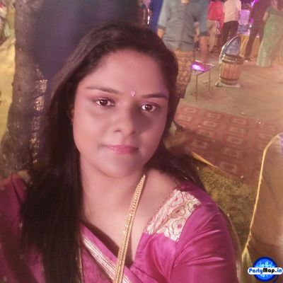 Photo of Antara Nandy at a show