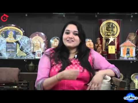 Photo of Anuradha Bhat at a show