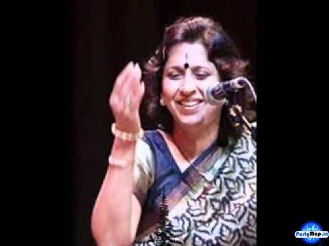 Photo of Arati Ankalikar Tikekar at a show