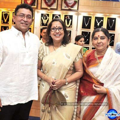 Photo of Arati Ankalikar Tikekar at an appearance