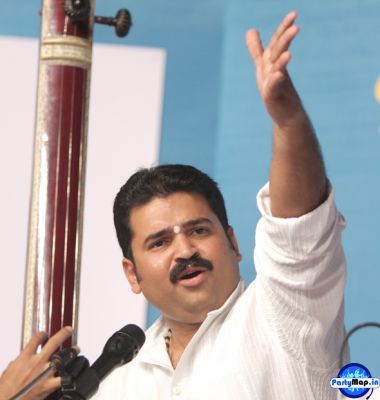 Photo of Bhuvanesh Komkali at a show