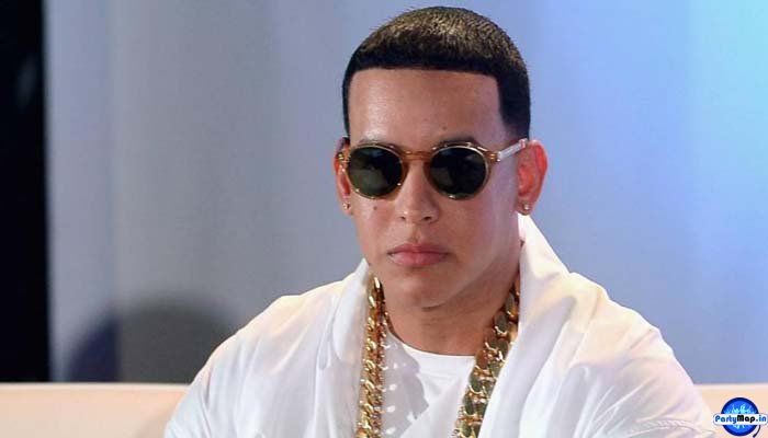 Photo of Daddy Yankee at a show