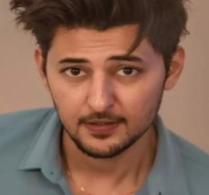 Photo of Darshan Raval at an appearance