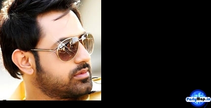 Photo of Gippy Grewal at a concert