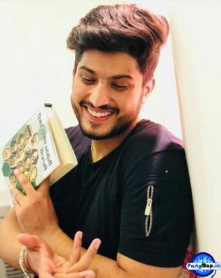 Photo of Gurnam Bhullar at a show