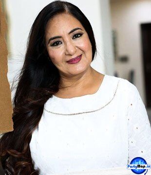 Photo of Jaspinder Narula at a concert