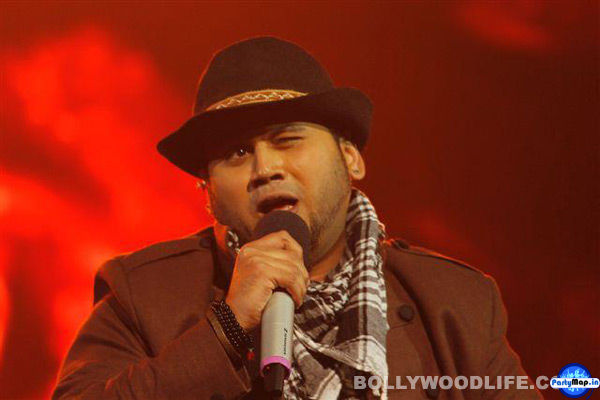 Photo of Jasraj Joshi at a show