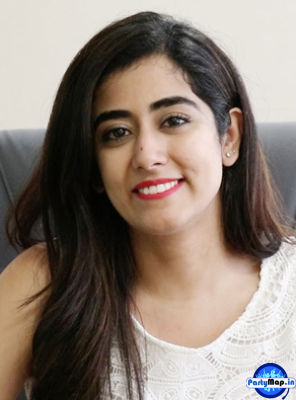 Photo of Jonita Gandhi at a show