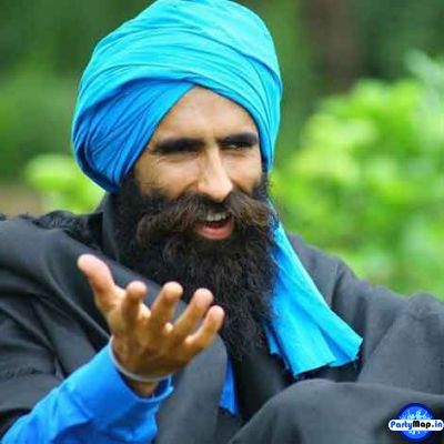 Photo of Kanwar Grewal at a show