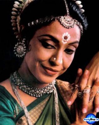 Photo of Madhavi Mudgal at a concert