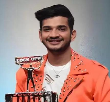 Photo of Munawar Faruqui at a concert