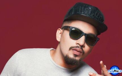 Official profile picture of Naezy