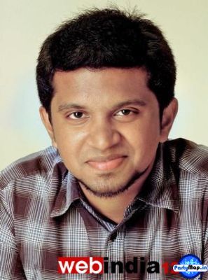 Official profile picture of Nikhil Mathew