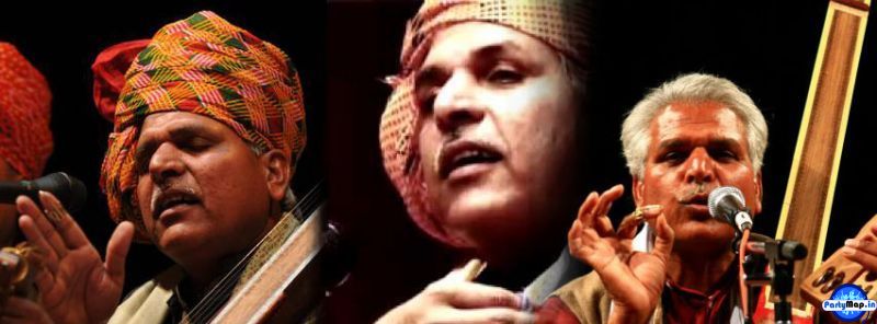 Photo of Prahalad Singh Tapaniya at a concert