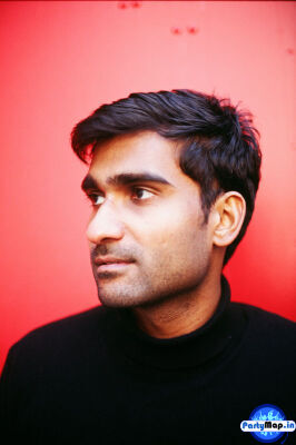 Photo of Prateek Kuhad at a show