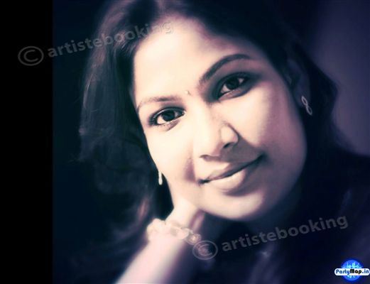 Photo of Priya Himesh at a show