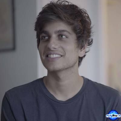Photo of Raghav Meattle at a show