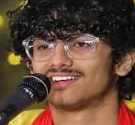 Official profile picture of Rajdan Gadhvi