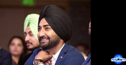 Photo of Ranjit Bawa at a show