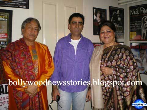 Photo of Sanjay Raina at a show