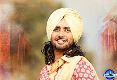 Photo of Satinder Sartaaj at a show