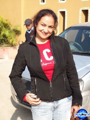 Photo of Satwinder Bitti at a show